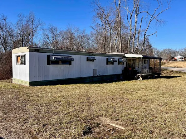 3920 Marsh Hill Dr, Catlettsburg, KY 41129