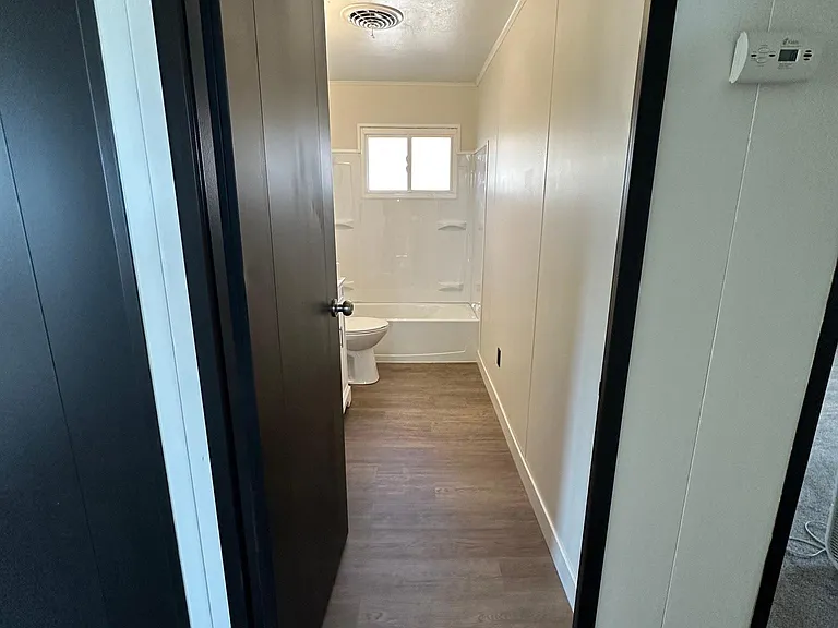 1504 Keith Dr NE — Photo 12