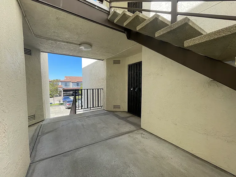 21117 Gary Dr #119 — Photo 32