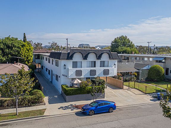 4th image of 3826 Prospect Ave