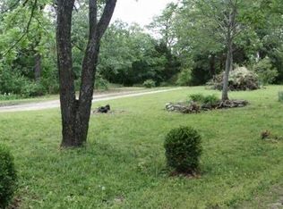 206 Zinnia Ln, Kirbyville, MO 65679
