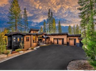 11371 Ghirard Rd, Truckee, CA 96161