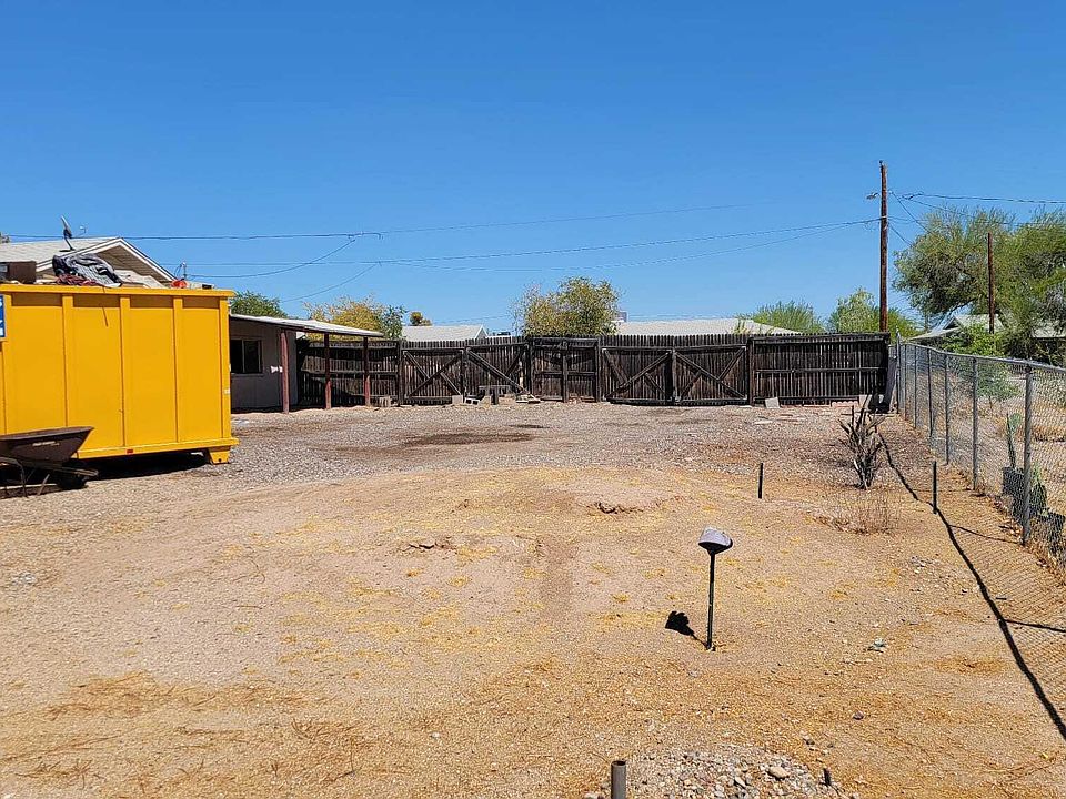 2nd image of 11450 W ILLINOIS Avenue