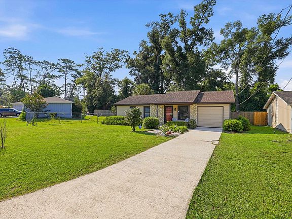 4th image of 2811 Villamore Ave