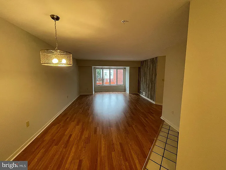 1025 N Madison St #105 — Photo 2