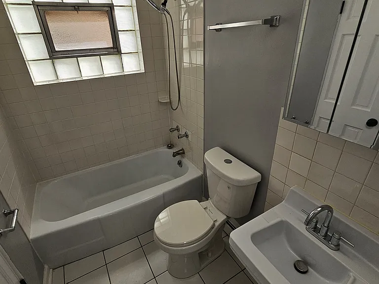 4301 S Harlem Ave #2 — Photo 8