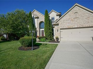 1046 Arrowwood Dr, Carmel, IN 46033