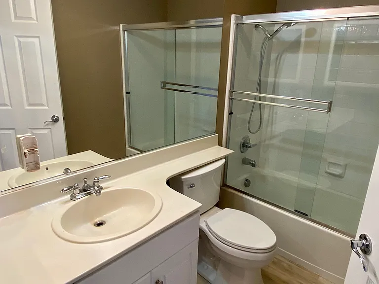 1422 Parkington Ln — Photo 14