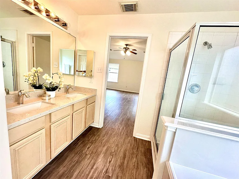 25311 Clover Ranch Dr — Photo 15