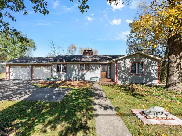 1828 New Madrid St, Cape Girardeau, MO 63701