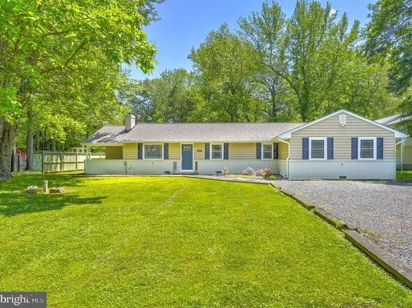 1041 Harding Blvd, West River, MD 20778