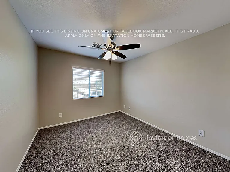 9045 Sheffield Garden Ave — Photo 17