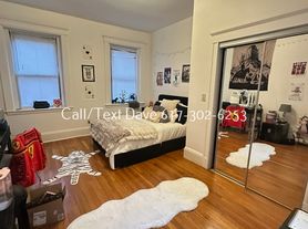 1258 Commonwealth Ave