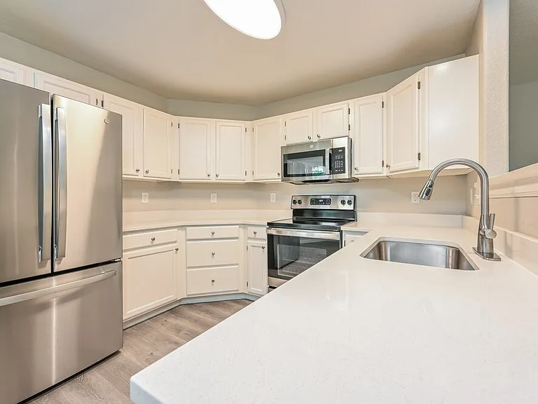9978 Deer Creek Ln — Photo 10