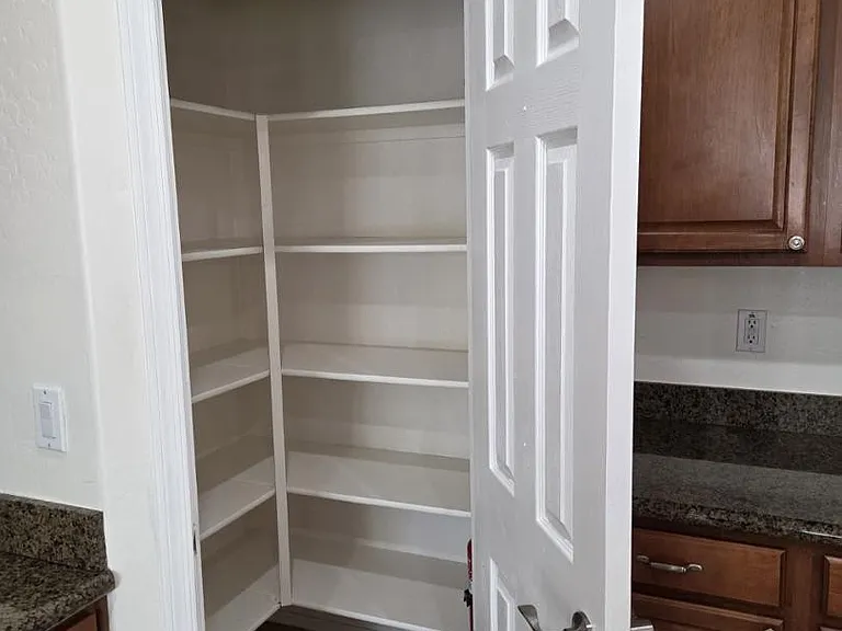 1828 E Beverly Rd — Photo 16