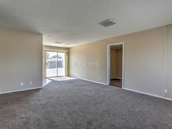 5th image of 1304 Sandy Cove St