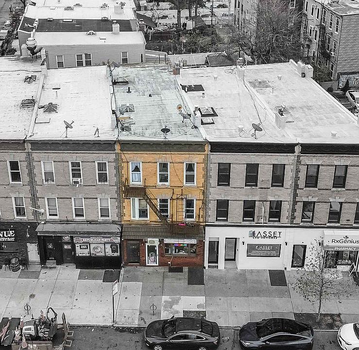 1st image of 71-18 Myrtle Ave #Hse