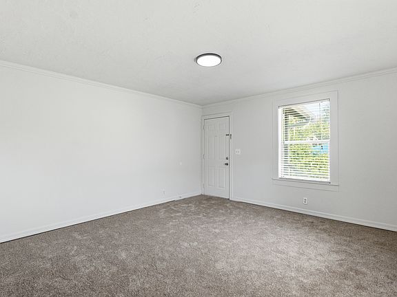 4th image of 8434 34th Ave S
