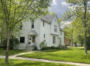 212 8th Ave SE, Aberdeen City, SD 57401