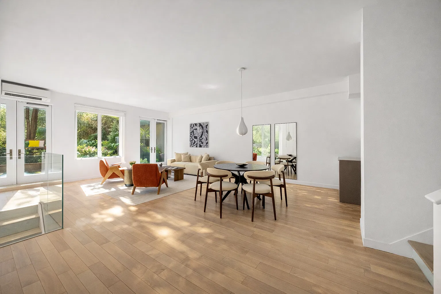 120 East 29th Street — Photo 2