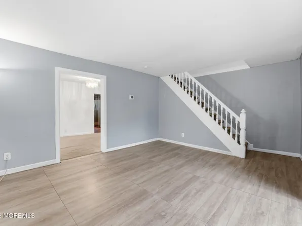 90 Fulton Street, Keyport, NJ 07735