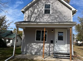 912 Rawson St, Perry, IA 50220