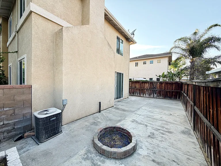 4603 Olsen Ct — Photo 22