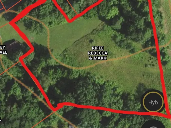 Virginia St, Oak Hill, WV 25901