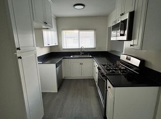 18552 Clark St UNIT 23, Tarzana, CA 91356