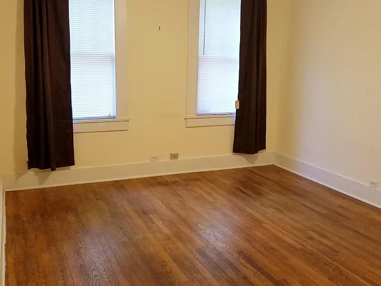 1509 Troupe St — Photo 11