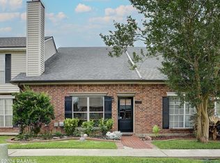 1008 Carriage Light Loop, Youngsville, LA 70592