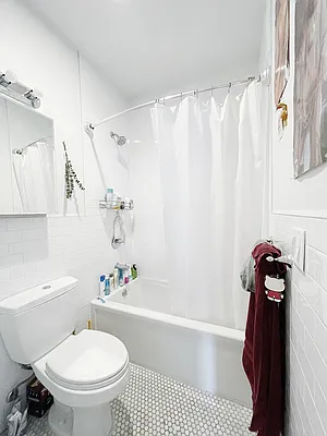 Rented by Compass | media 17