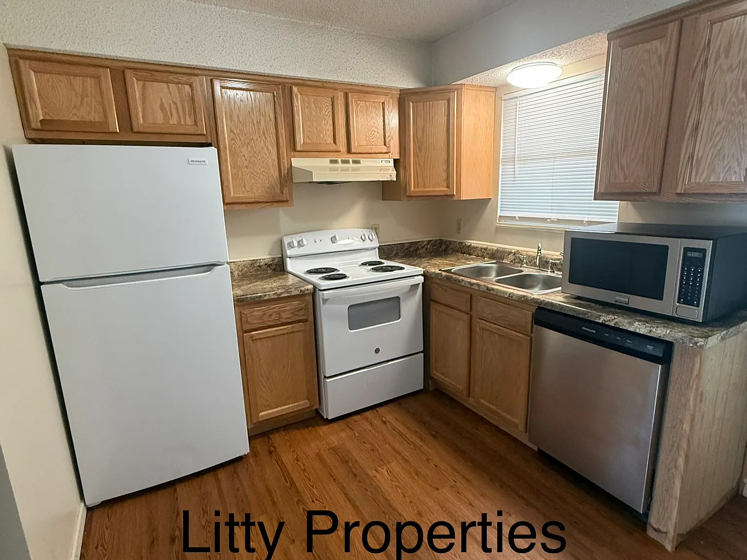 237 Hillcrest Road - 1 — Photo 3