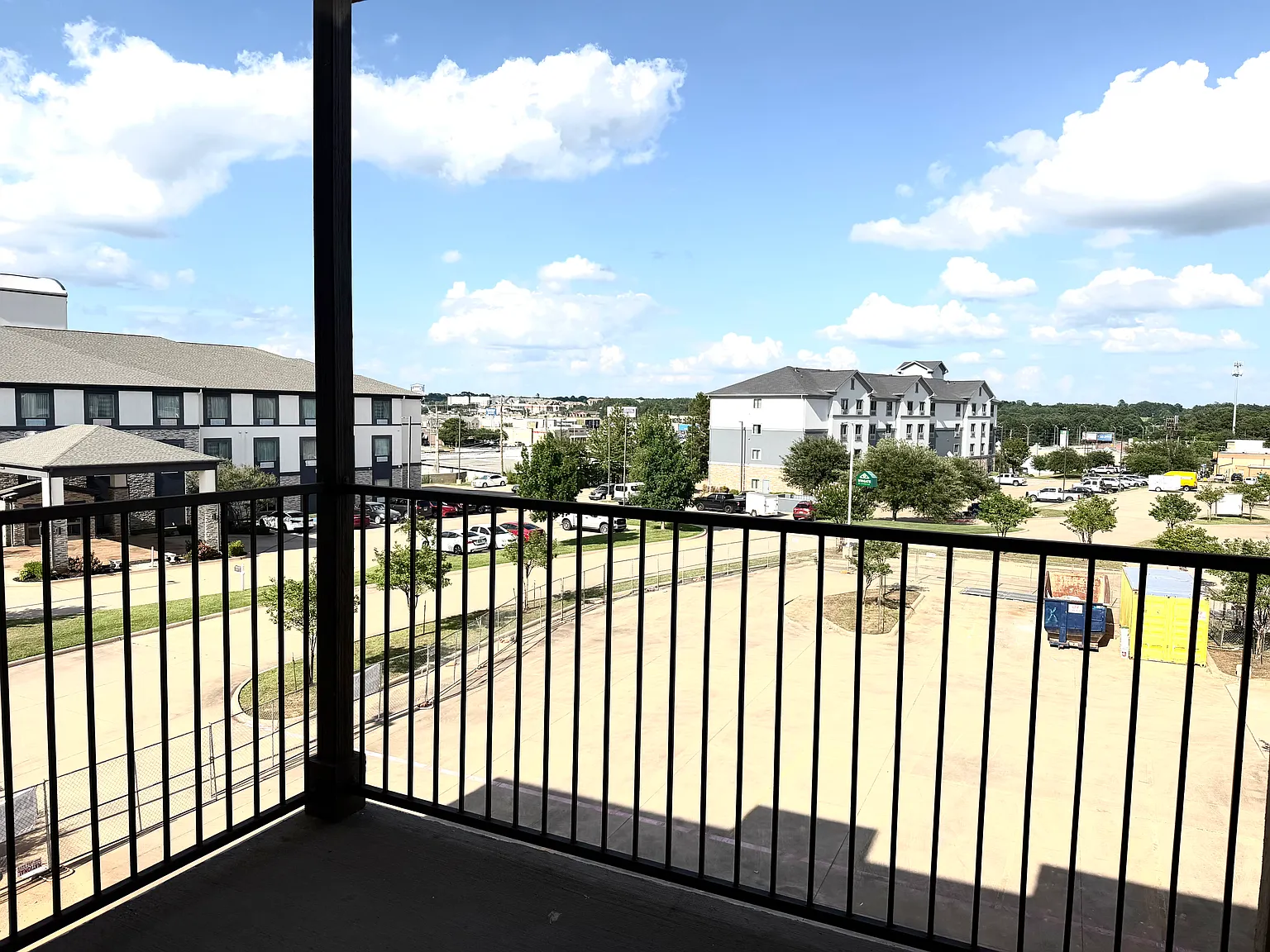 City Center Apartment Homes — Photo 4