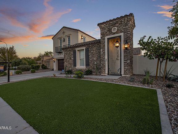 5th image of 2325 E DESERT BROOM Place