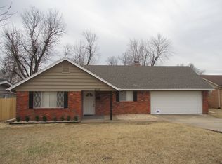 5326 E 25th Pl, Tulsa, OK 74114