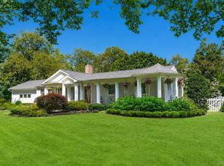 41 Snowball Drive, Cold Spring Harbor, NY 11724