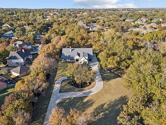 3rd image of 2620 Johnson Rd