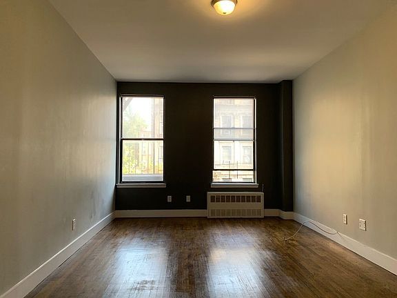 4th image of 1284 Dean St APT 3H