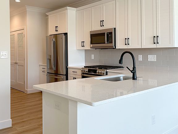 2nd image of 5006 Distillers Ln #1