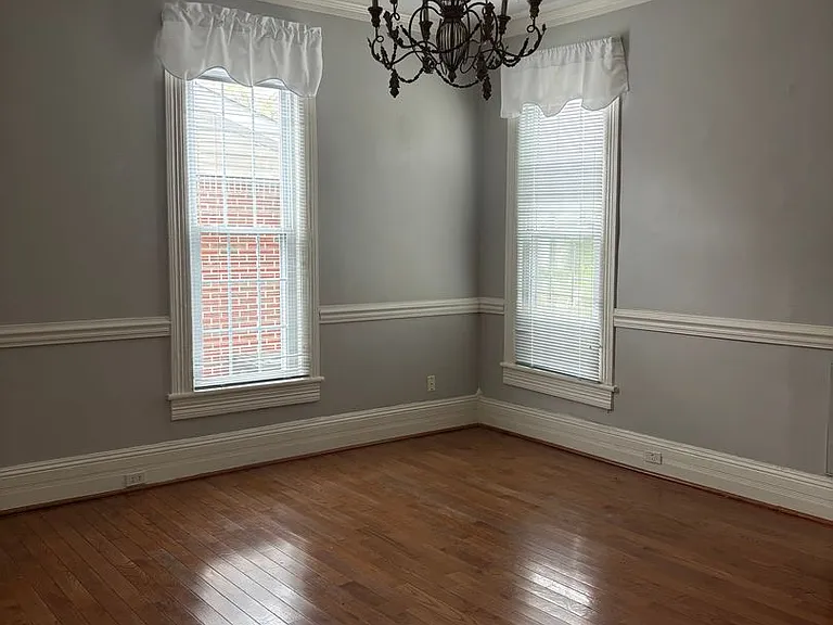 208 Island Ave — Photo 4