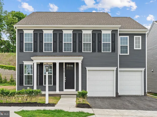 3094 Herr St, Mechanicsburg, PA 17055