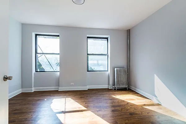 Rented by Clove Realty LLC | media 6