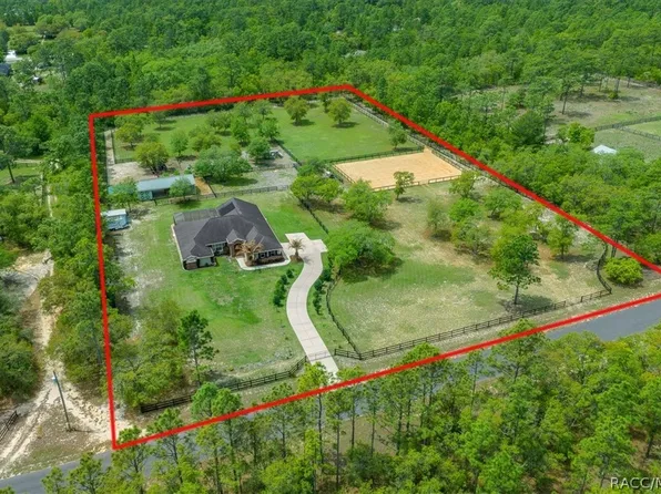 5400 W Yearling Dr, Beverly Hills, FL 34465