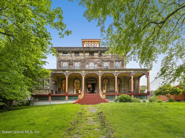 24 Saint Stephens Pl, Staten Island, NY 10306