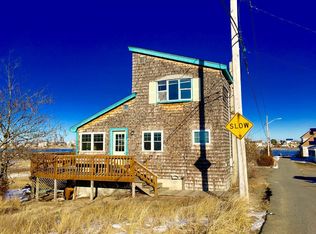 5 Gloria St, Newburyport, MA 01950