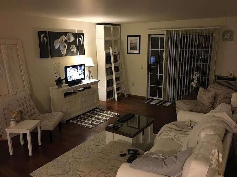 2nd image of 3118 Maple Valley Dr APT 103