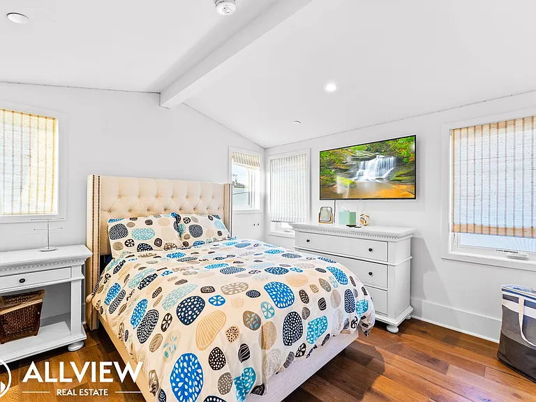 411 1/2 Heliotrope Ave — Photo 25