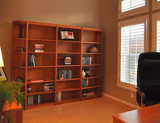 3rd image of 5773 Algonquin Way