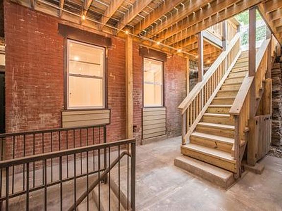 5th image of 836-838 Concord St #1B